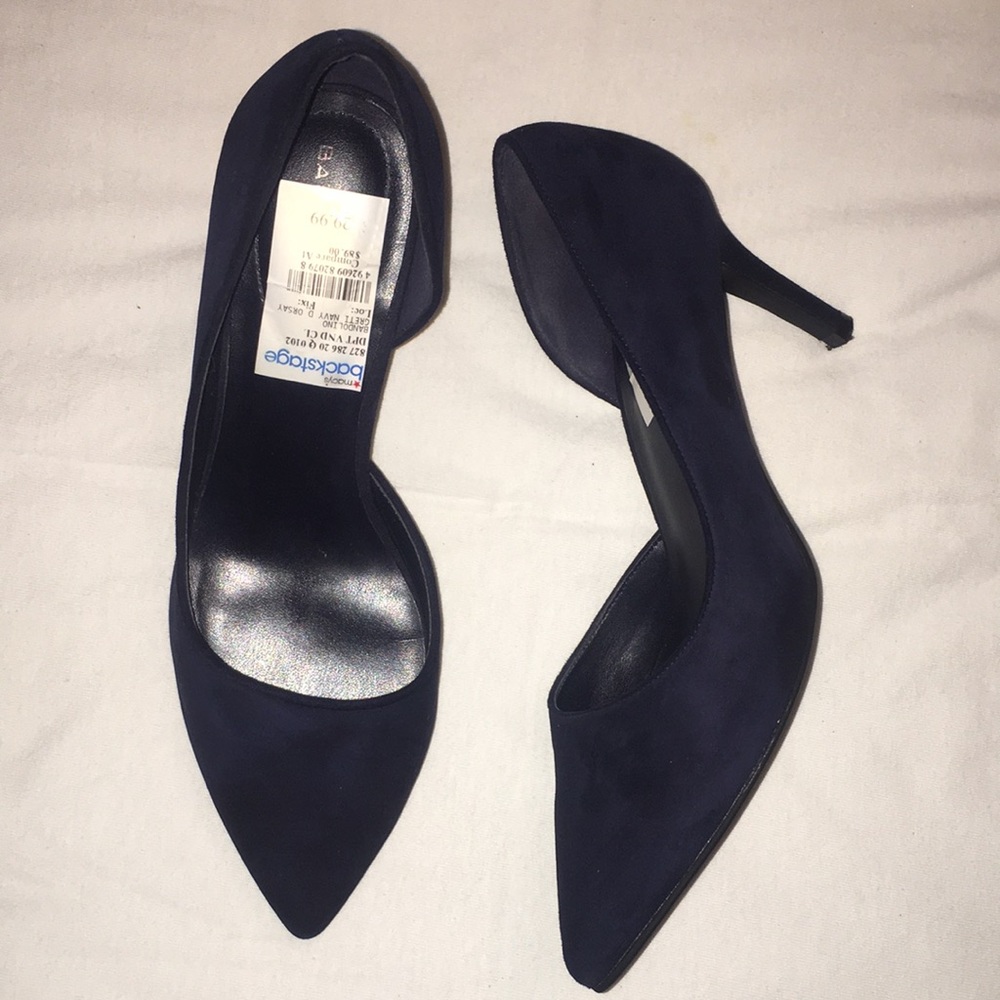 Navy Bandolino dress shoes